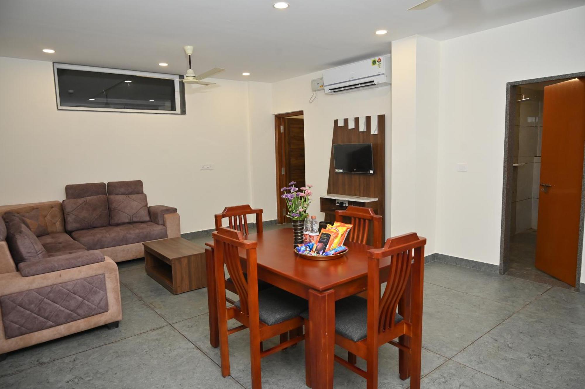 Hotel Shri Devi Comforts Inn Bhatkal エクステリア 写真